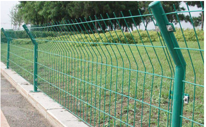 新城区双边丝护栏网球场护栏网 - 推荐