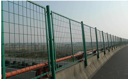 新城区道路护栏框架护栏网 - 方案